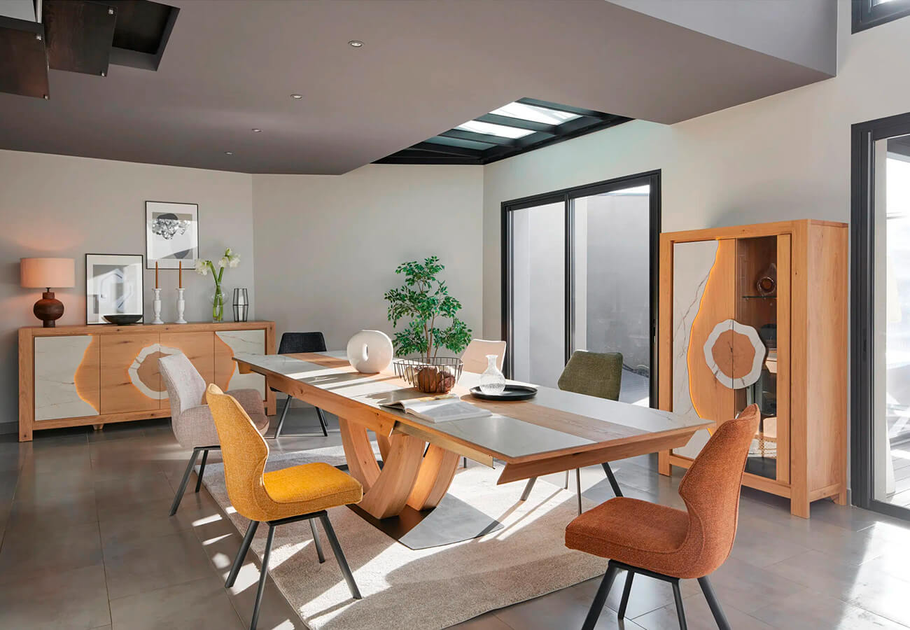 Espace-Ameublement-magasin-de-meubles-Magasin-de-meubles-a-Plainfaing-Saint-Die-Vosges-salle-à-manger-table-bois massif - métal