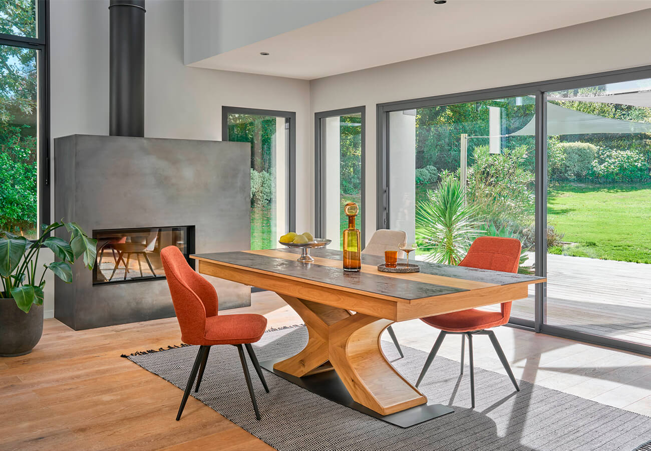 Espace-Ameublement-magasin-de-meubles-Magasin-de-meubles-a-Plainfaing-Saint-Die-Vosges-salle-à-manger-table-céramique-bois-massif-métal